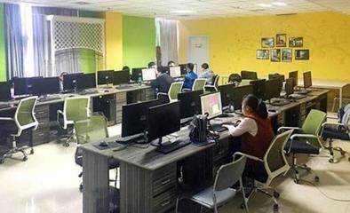 夫妻開傳媒培訓學校的創業路